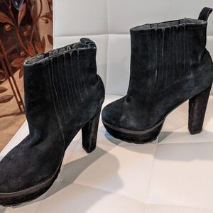 Roberto Venuti Milano - Sz. 36 - Suede Bootie Heel